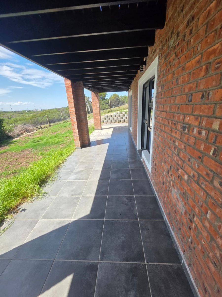 3 Bedroom Property for Sale in Paradise Beach Eastern Cape